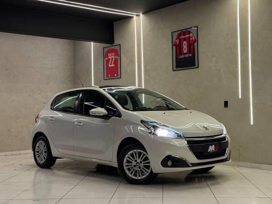 PEUGEOT 208 1.2 ALLURE 12V FLEX 4P MANUAL